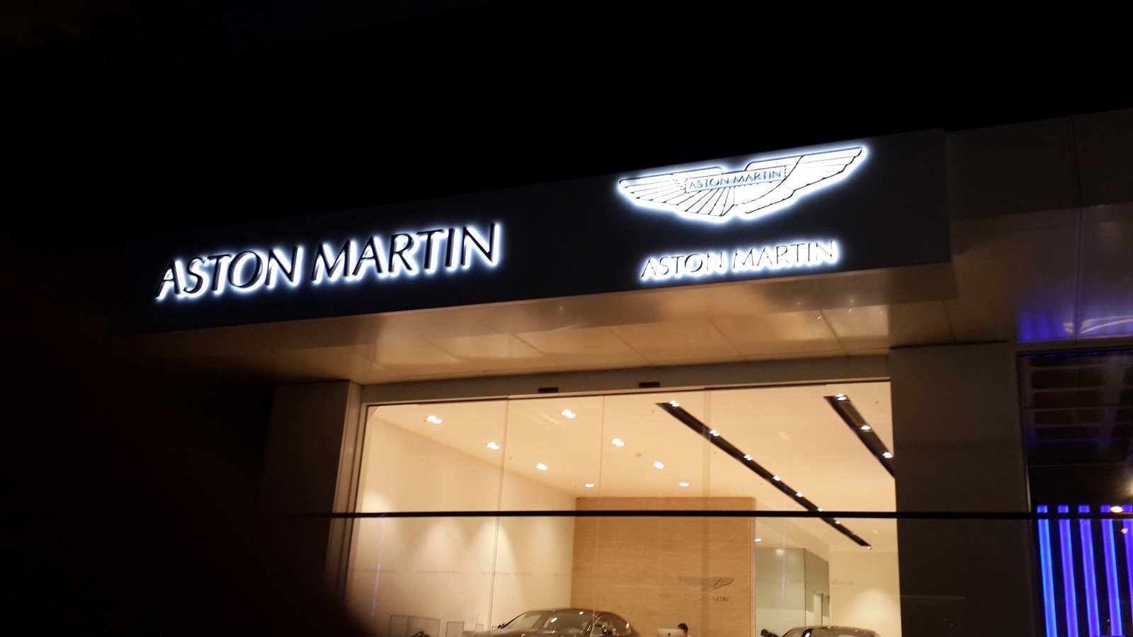 Aston Martin Alaçatı